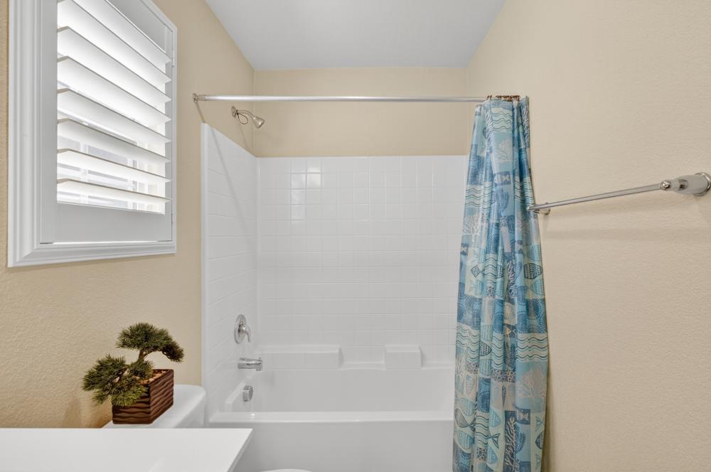 Detail Gallery Image 23 of 43 For 310 Bathbridge Ln, Sacramento,  CA 95823 - 3 Beds | 2/1 Baths