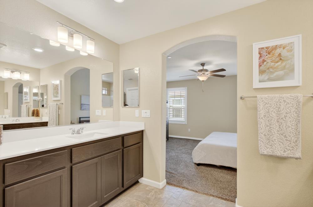 Detail Gallery Image 31 of 43 For 310 Bathbridge Ln, Sacramento,  CA 95823 - 3 Beds | 2/1 Baths