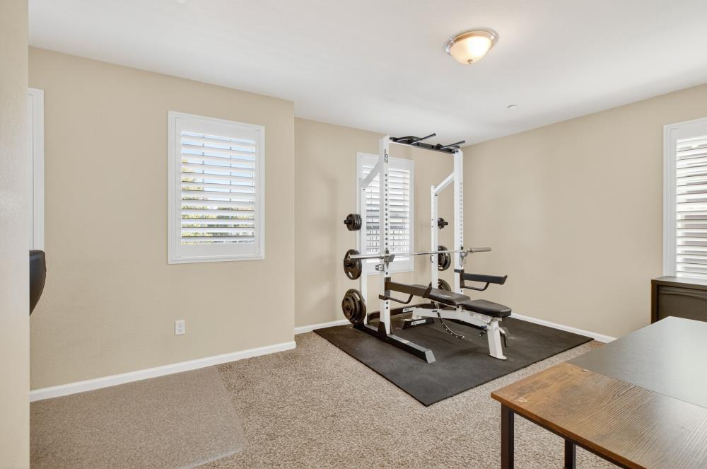 Detail Gallery Image 32 of 43 For 310 Bathbridge Ln, Sacramento,  CA 95823 - 3 Beds | 2/1 Baths