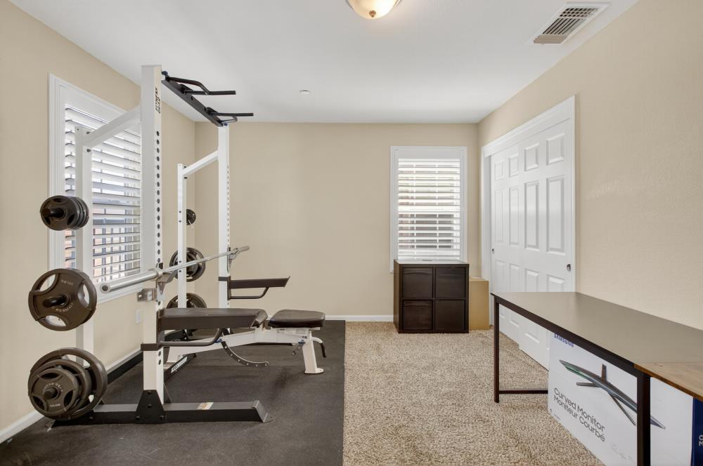 Detail Gallery Image 33 of 43 For 310 Bathbridge Ln, Sacramento,  CA 95823 - 3 Beds | 2/1 Baths