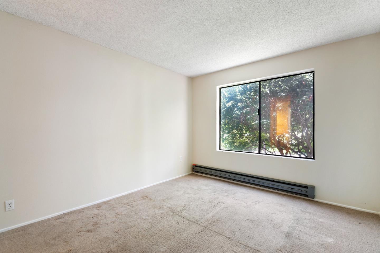 Detail Gallery Image 15 of 27 For 7142 Shelter Creek Ln, San Bruno,  CA 94066 - 2 Beds | 2 Baths