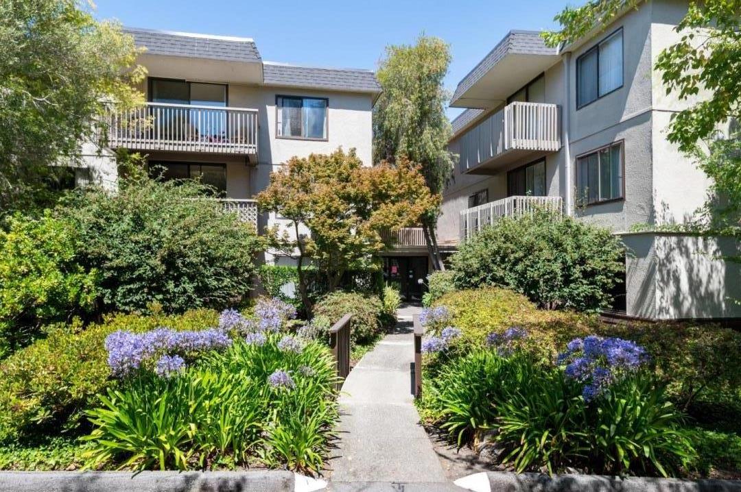 Detail Gallery Image 24 of 27 For 7142 Shelter Creek Ln, San Bruno,  CA 94066 - 2 Beds | 2 Baths