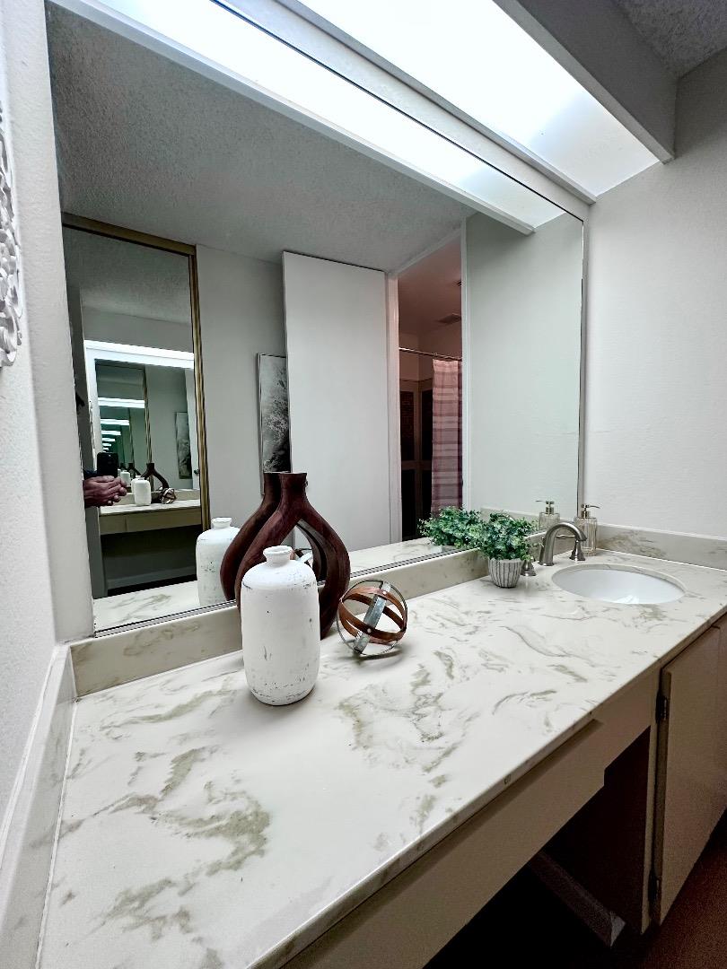 Detail Gallery Image 28 of 32 For 7142 Shelter Creek Ln, San Bruno,  CA 94066 - 2 Beds | 2 Baths