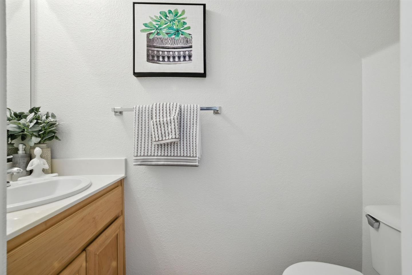 Detail Gallery Image 19 of 53 For 561 Manhattan Pl, San Jose,  CA 95136 - 1 Beds | 1/1 Baths