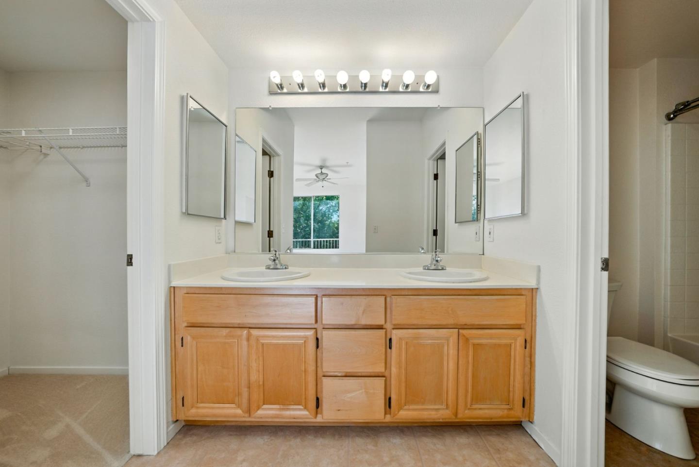 Detail Gallery Image 25 of 53 For 561 Manhattan Pl, San Jose,  CA 95136 - 1 Beds | 1/1 Baths