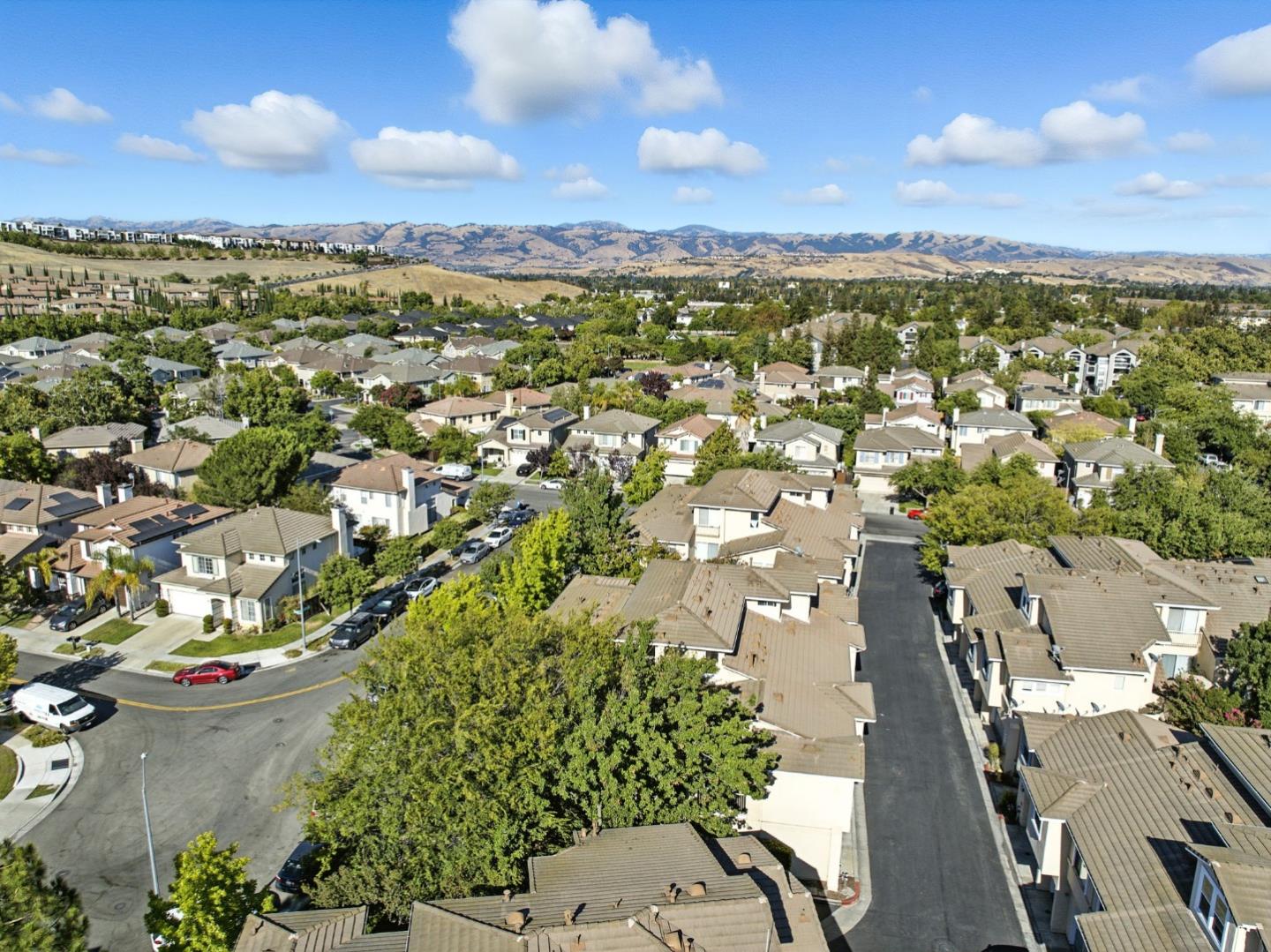 Detail Gallery Image 37 of 53 For 561 Manhattan Pl, San Jose,  CA 95136 - 1 Beds | 1/1 Baths