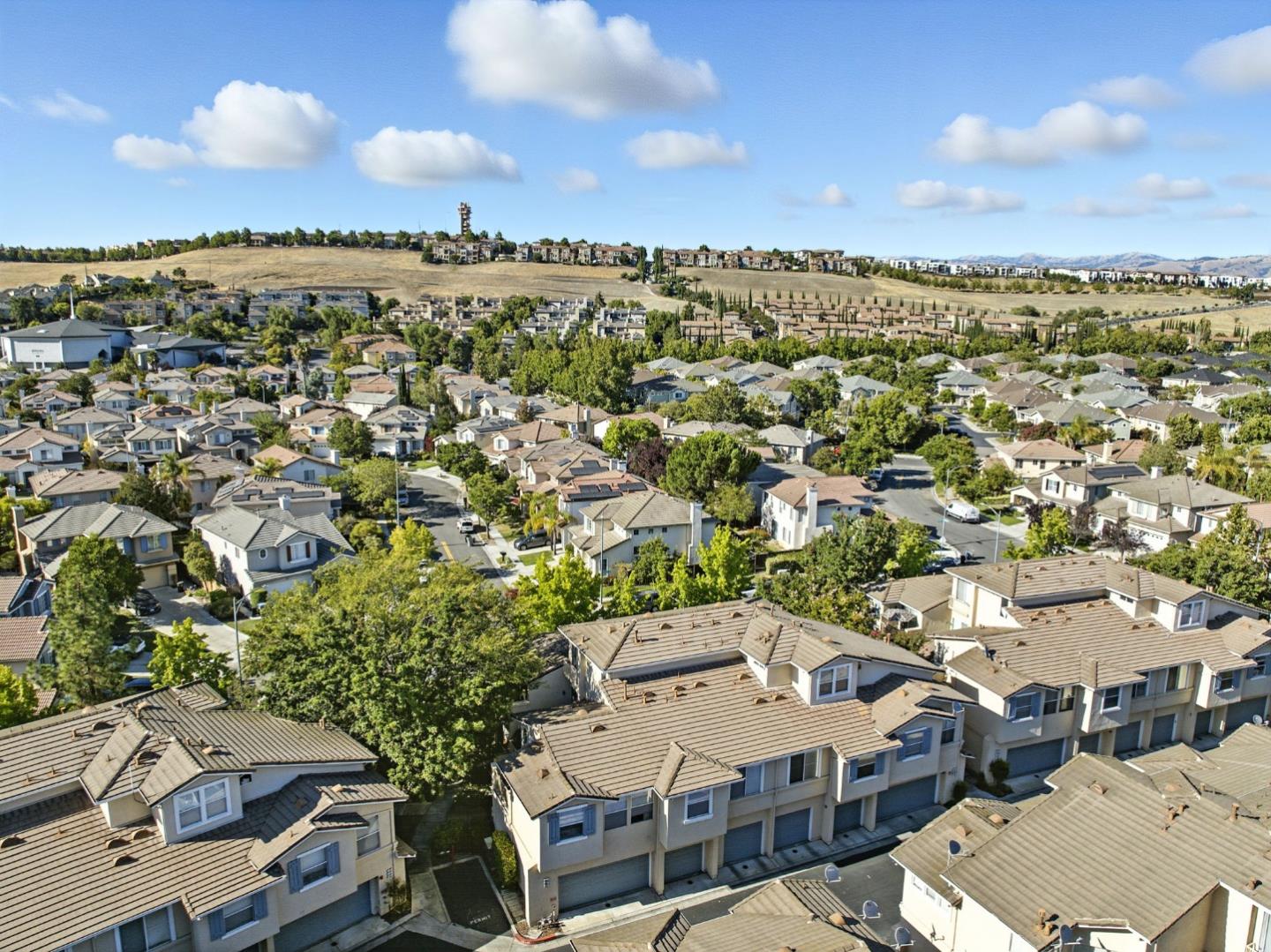 Detail Gallery Image 39 of 53 For 561 Manhattan Pl, San Jose,  CA 95136 - 1 Beds | 1/1 Baths