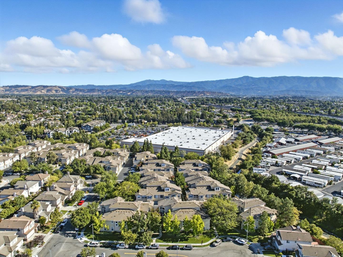 Detail Gallery Image 42 of 53 For 561 Manhattan Pl, San Jose,  CA 95136 - 1 Beds | 1/1 Baths