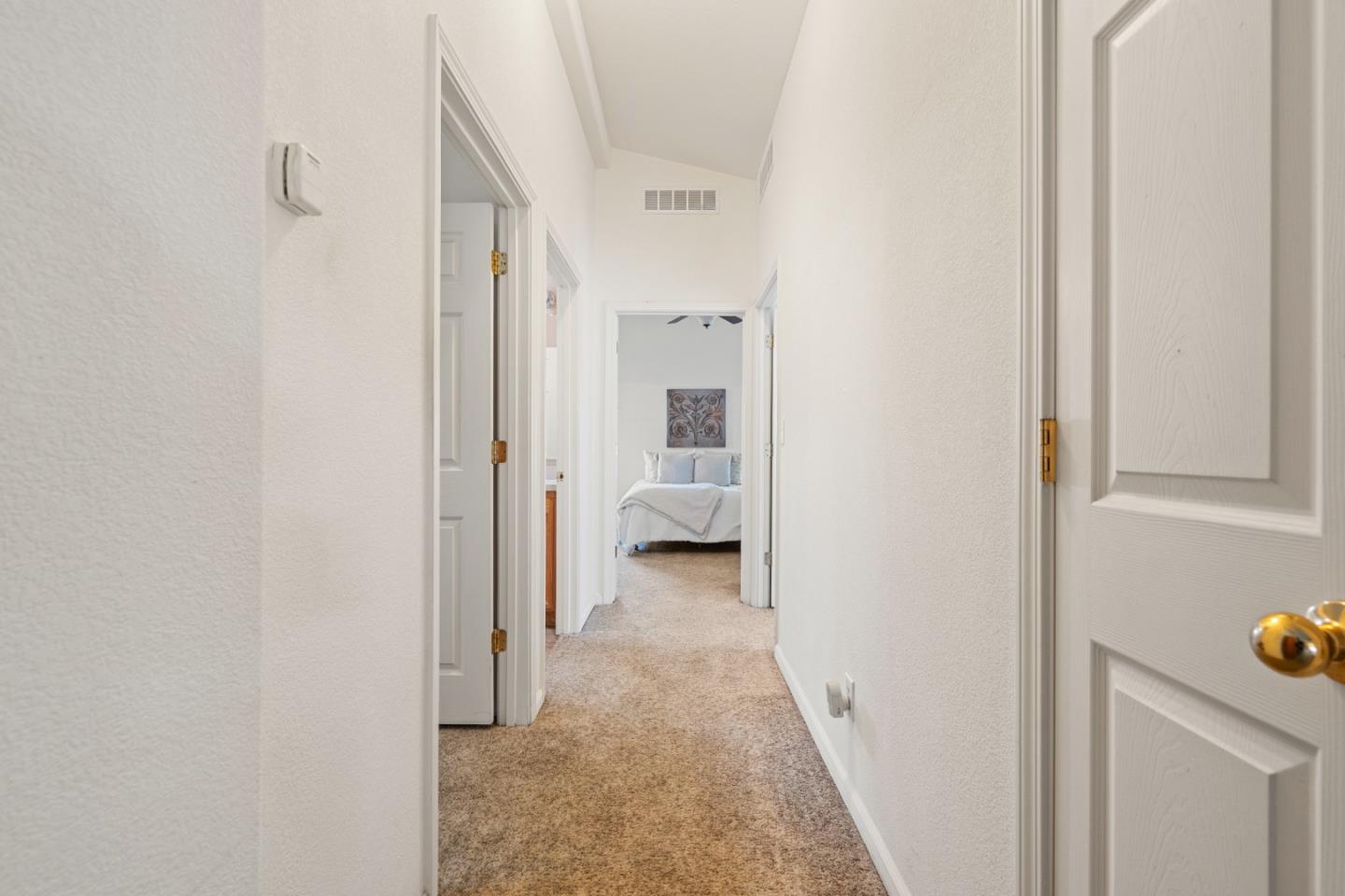 Detail Gallery Image 17 of 32 For 2900 Fairview Rd #1,  Hollister,  CA 95023 - 3 Beds | 2 Baths