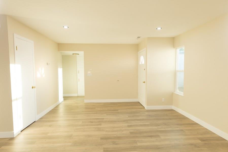 Detail Gallery Image 6 of 14 For 1634 Cuevas Cir, Salinas,  CA 93906 - 3 Beds | 2 Baths