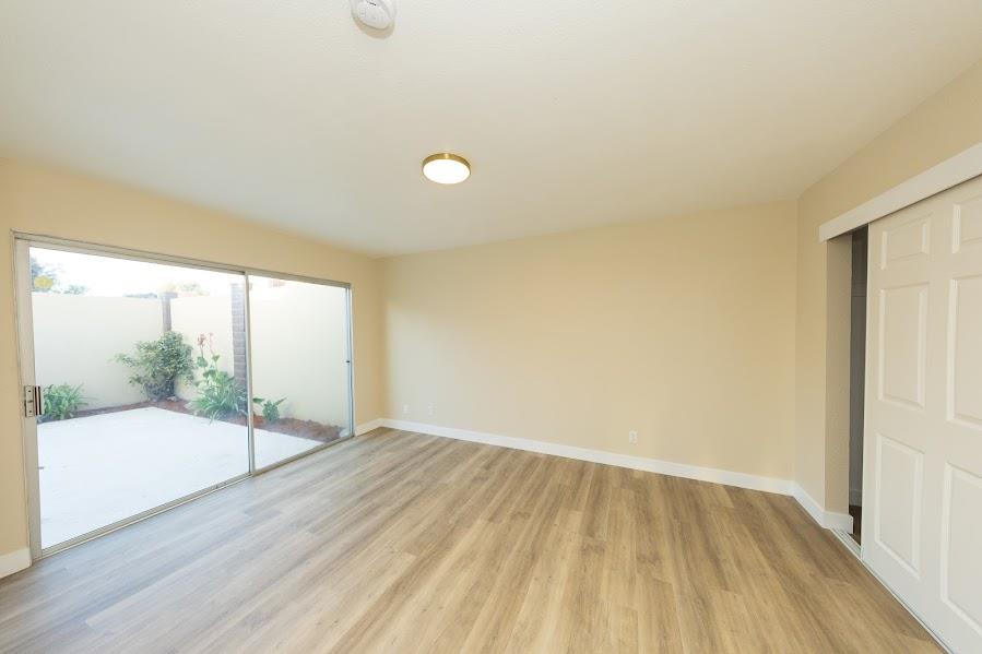 Detail Gallery Image 8 of 14 For 1634 Cuevas Cir, Salinas,  CA 93906 - 3 Beds | 2 Baths