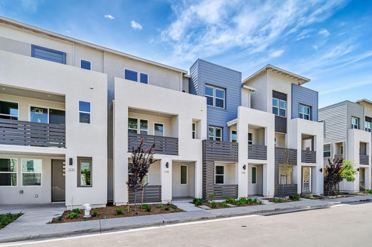 Detail Gallery Image 1 of 19 For 3005 Ivory Ter, San Ramon,  CA 94583 - 3 Beds | 3/1 Baths