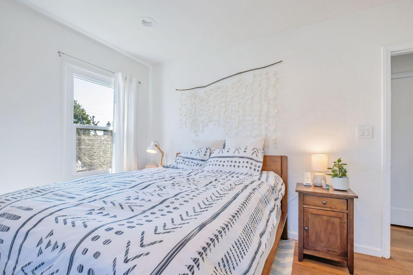 Detail Gallery Image 20 of 34 For 248 Goss Ave, Santa Cruz,  CA 95065 - 3 Beds | 1 Baths