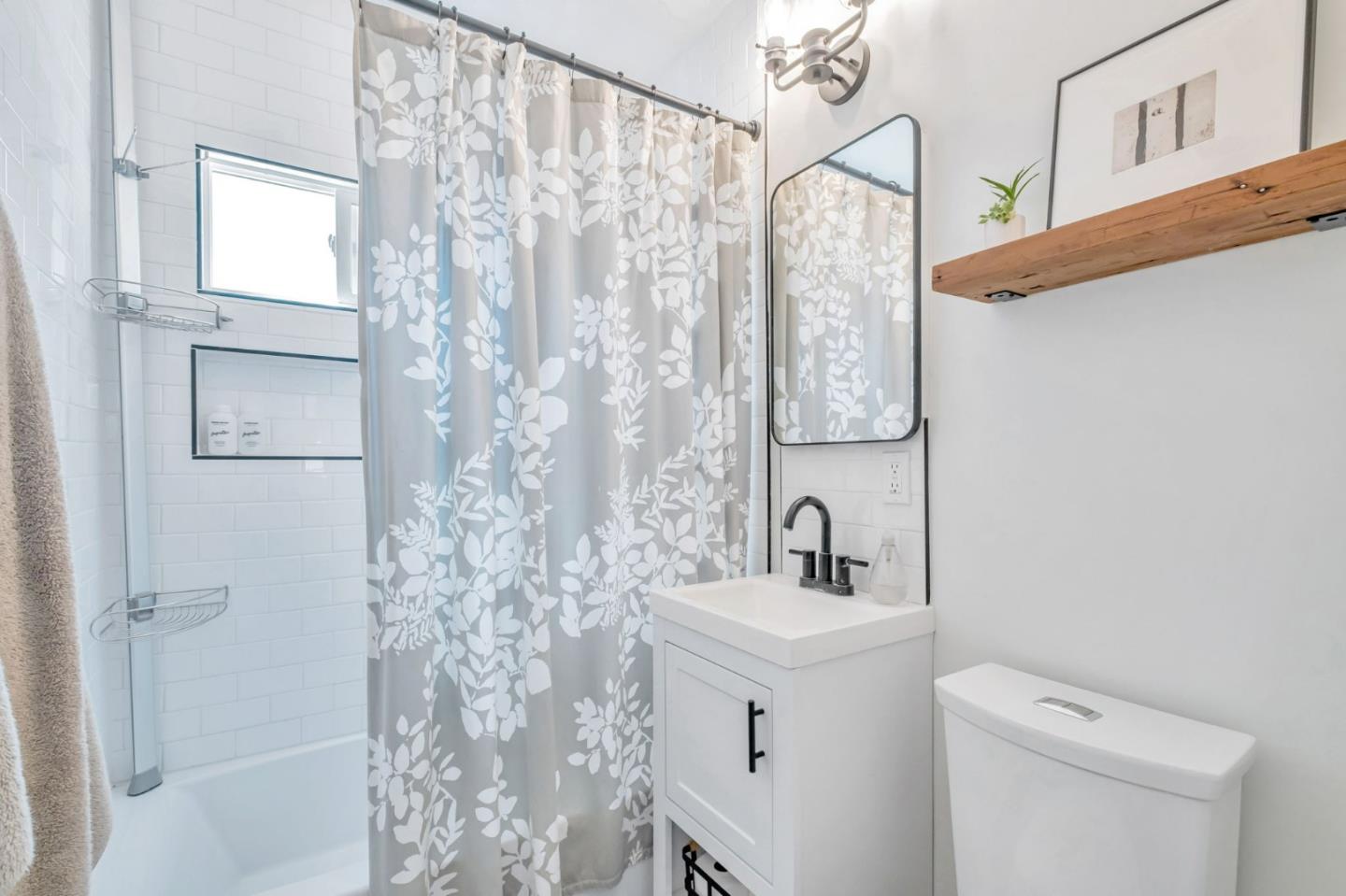 Detail Gallery Image 21 of 34 For 248 Goss Ave, Santa Cruz,  CA 95065 - 3 Beds | 1 Baths