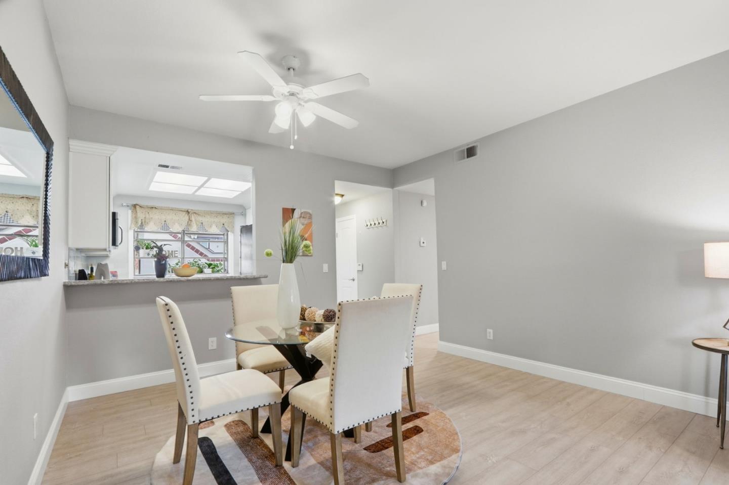 Detail Gallery Image 10 of 38 For 1400 Bowe Ave #305,  Santa Clara,  CA 95051 - 2 Beds | 2 Baths