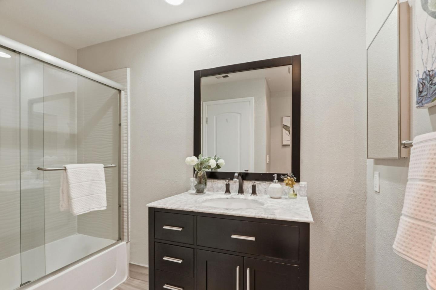 Detail Gallery Image 20 of 38 For 1400 Bowe Ave #305,  Santa Clara,  CA 95051 - 2 Beds | 2 Baths