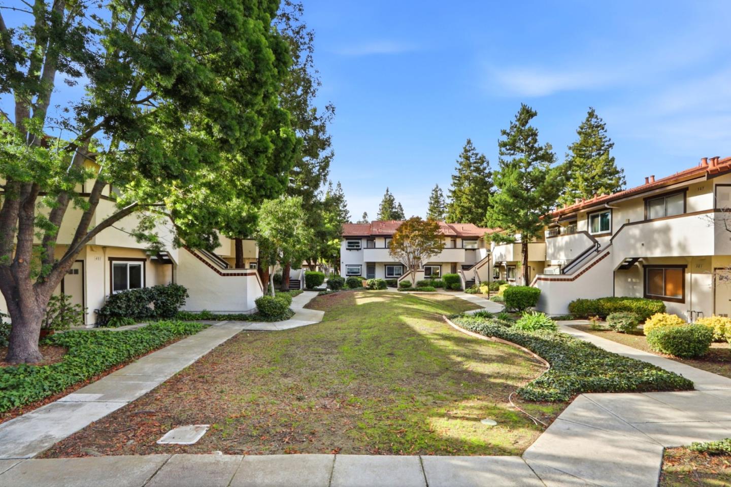 Detail Gallery Image 33 of 38 For 1400 Bowe Ave #305,  Santa Clara,  CA 95051 - 2 Beds | 2 Baths