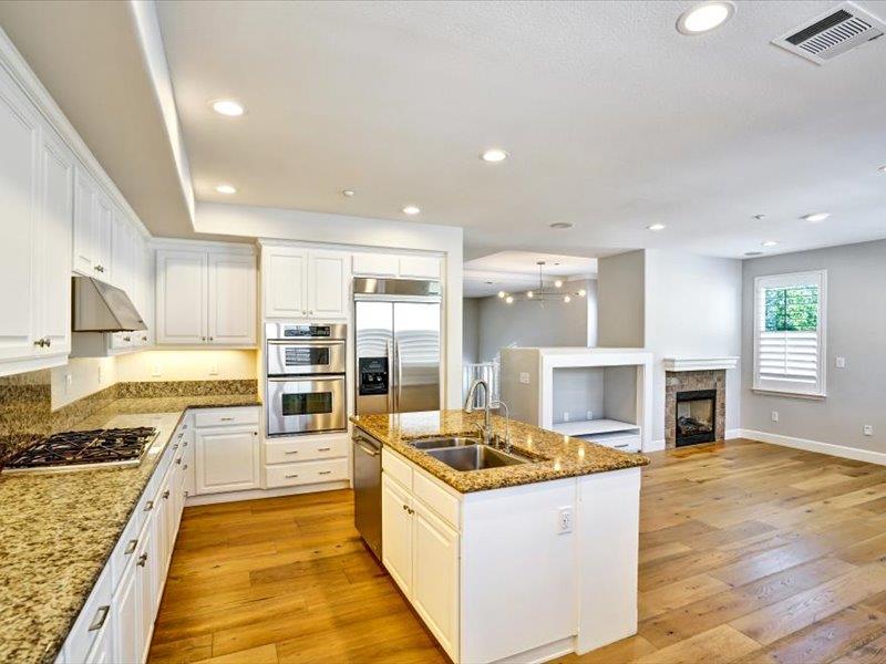 Detail Gallery Image 15 of 46 For 6130 Yardley Ln, San Ramon,  CA 94582 - 5 Beds | 3 Baths