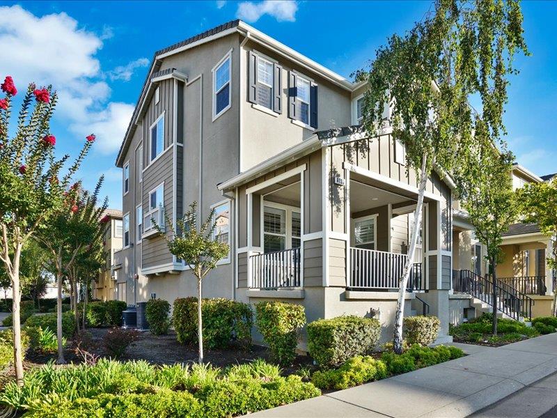 Detail Gallery Image 2 of 46 For 6130 Yardley Ln, San Ramon,  CA 94582 - 5 Beds | 3 Baths