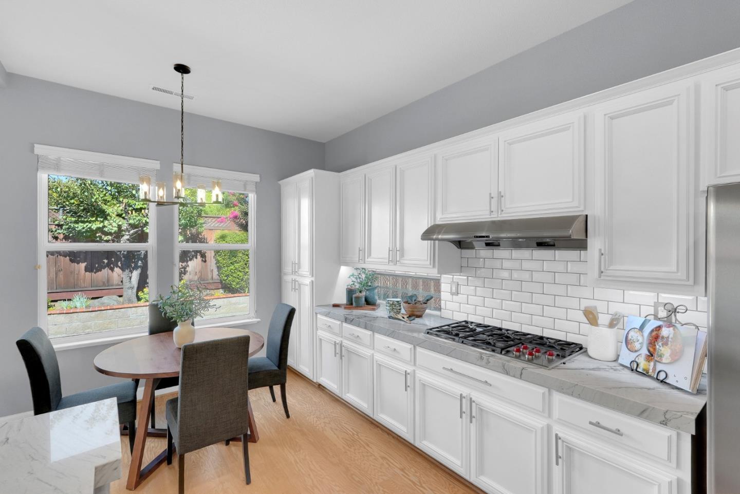Detail Gallery Image 12 of 40 For 18430 Carmelo Ct, Morgan Hill,  CA 95037 - 4 Beds | 2/1 Baths