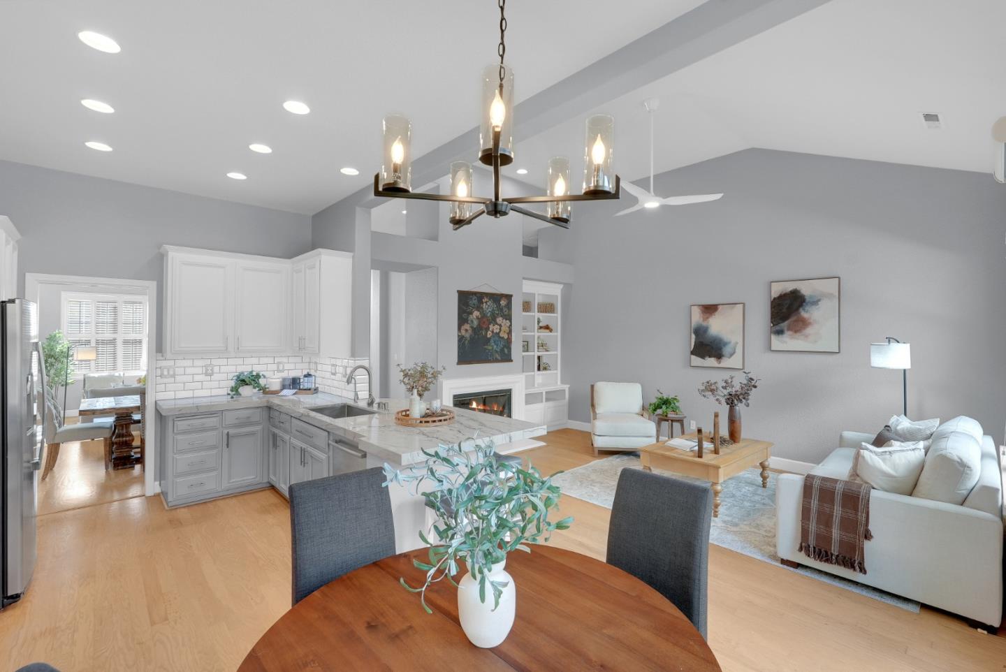 Detail Gallery Image 13 of 40 For 18430 Carmelo Ct, Morgan Hill,  CA 95037 - 4 Beds | 2/1 Baths