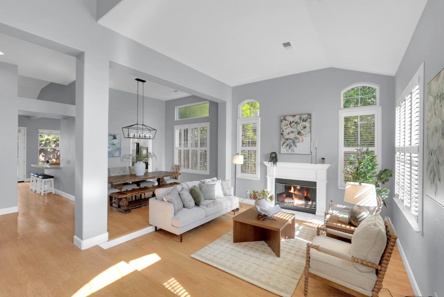 Detail Gallery Image 4 of 40 For 18430 Carmelo Ct, Morgan Hill,  CA 95037 - 4 Beds | 2/1 Baths