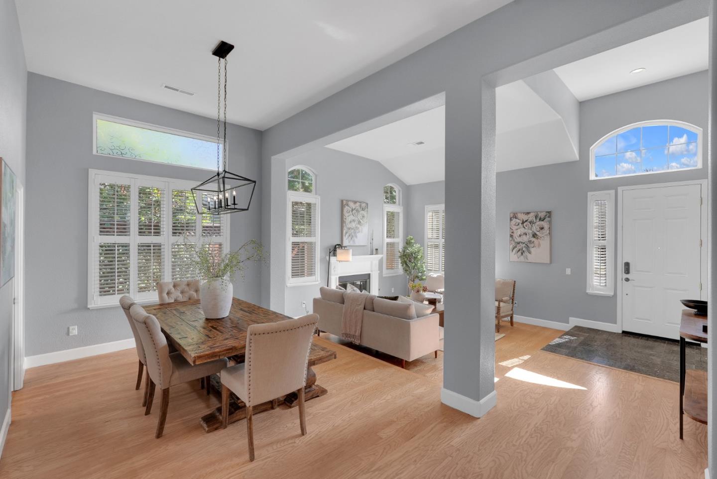 Detail Gallery Image 5 of 40 For 18430 Carmelo Ct, Morgan Hill,  CA 95037 - 4 Beds | 2/1 Baths