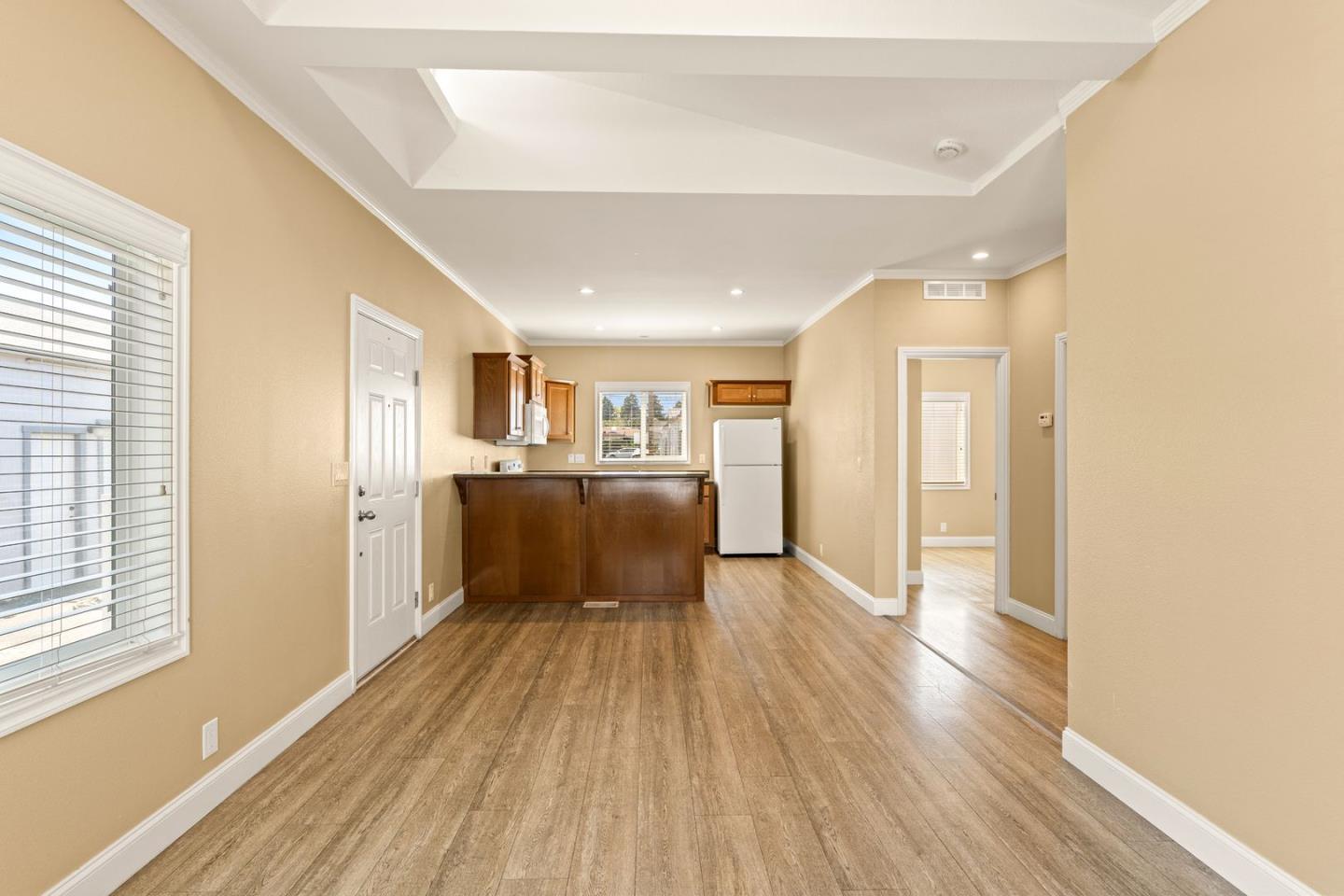 Detail Gallery Image 8 of 27 For 230-250 Smalley Ave, Hayward,  CA 94541 - – Beds | – Baths