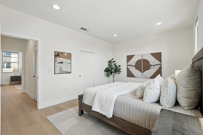 Detail Gallery Image 24 of 36 For 1012 Foxglove Pl, San Jose,  CA 95131 - 2 Beds | 2/2 Baths