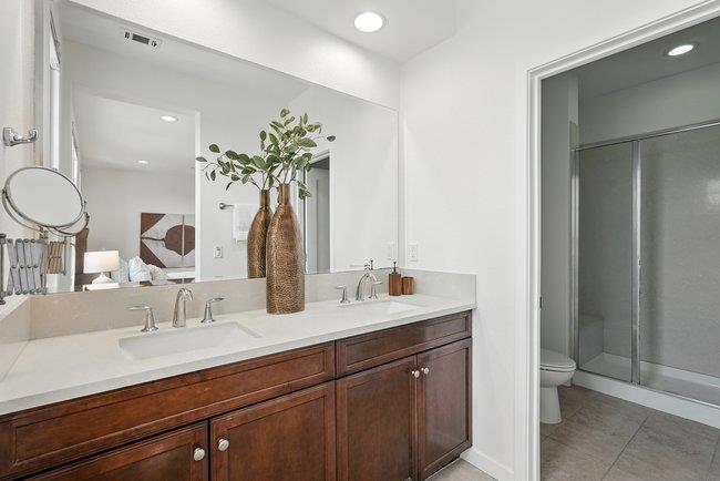 Detail Gallery Image 26 of 36 For 1012 Foxglove Pl, San Jose,  CA 95131 - 2 Beds | 2/2 Baths