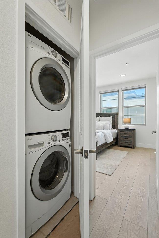 Detail Gallery Image 27 of 36 For 1012 Foxglove Pl, San Jose,  CA 95131 - 2 Beds | 2/2 Baths