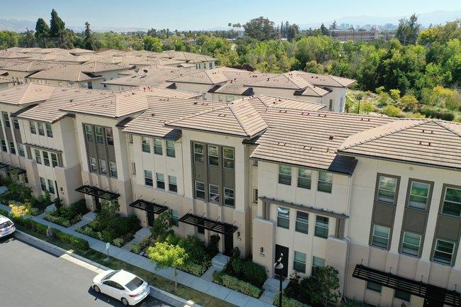 Detail Gallery Image 32 of 36 For 1012 Foxglove Pl, San Jose,  CA 95131 - 2 Beds | 2/2 Baths