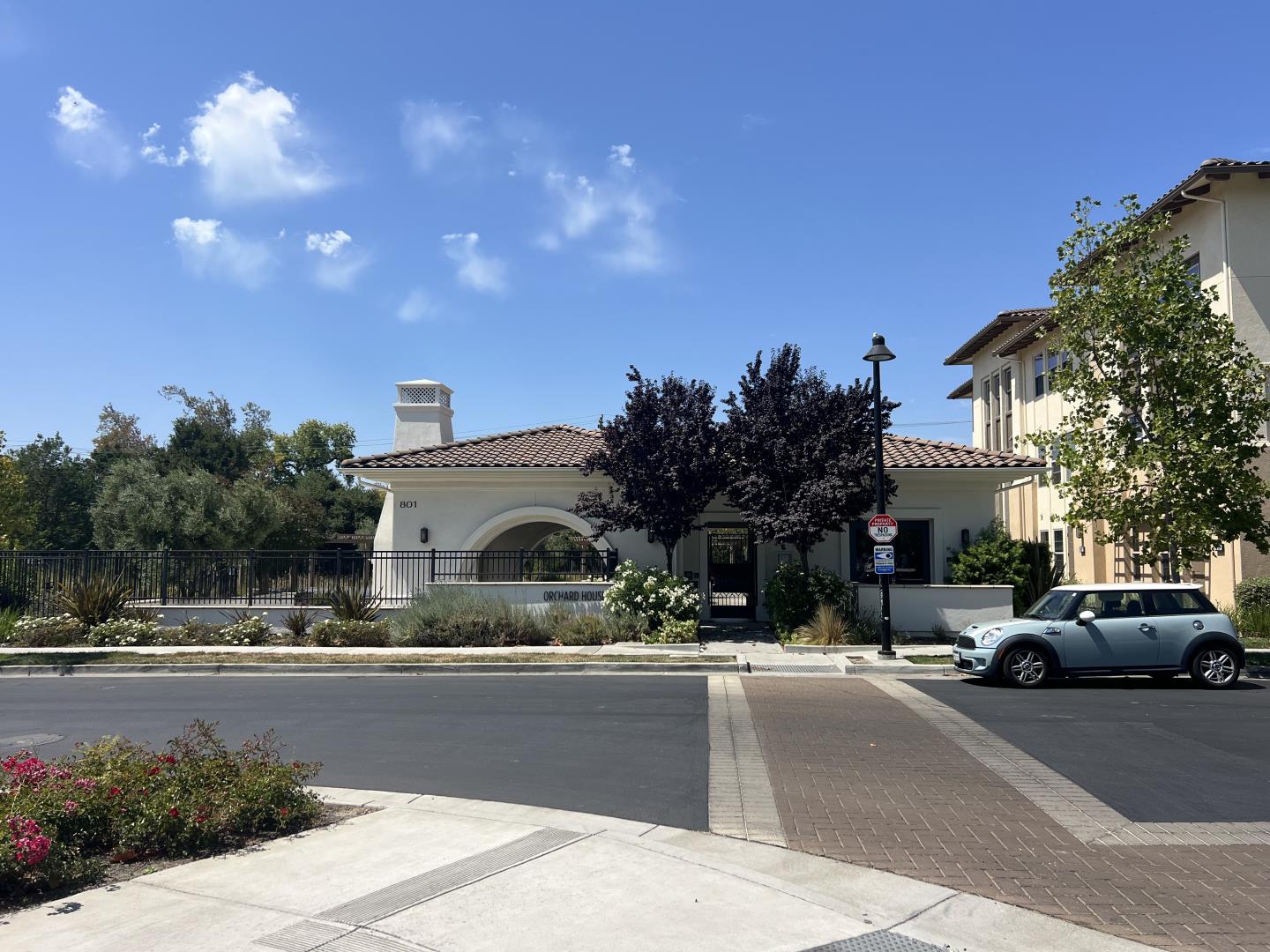Detail Gallery Image 33 of 36 For 1012 Foxglove Pl, San Jose,  CA 95131 - 2 Beds | 2/2 Baths