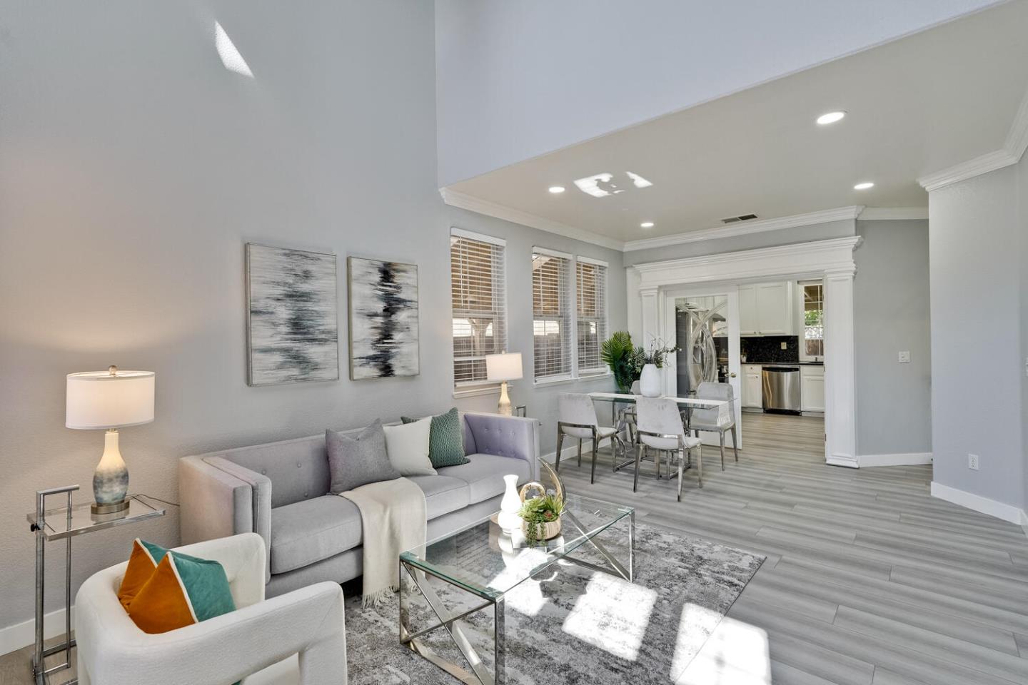 Detail Gallery Image 13 of 73 For 433 Umbarger Rd, San Jose,  CA 95111 - 4 Beds | 2/1 Baths