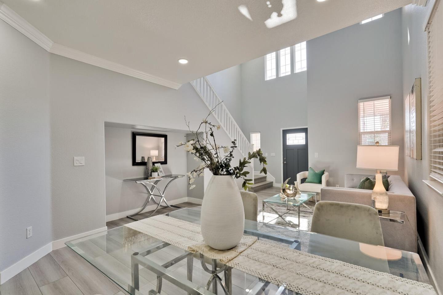 Detail Gallery Image 19 of 73 For 433 Umbarger Rd, San Jose,  CA 95111 - 4 Beds | 2/1 Baths