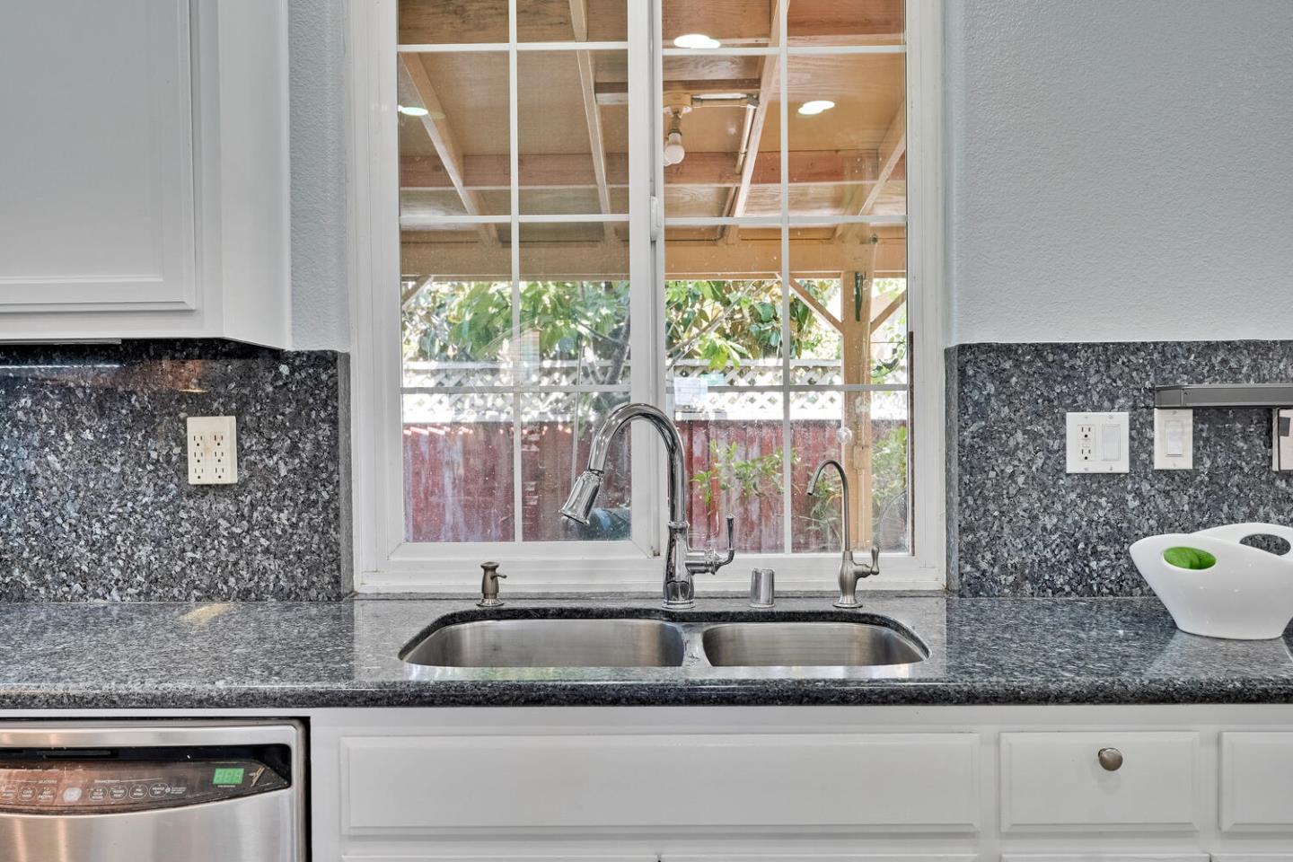 Detail Gallery Image 40 of 73 For 433 Umbarger Rd, San Jose,  CA 95111 - 4 Beds | 2/1 Baths