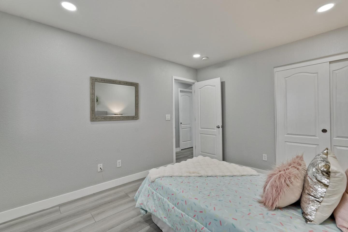 Detail Gallery Image 62 of 73 For 433 Umbarger Rd, San Jose,  CA 95111 - 4 Beds | 2/1 Baths
