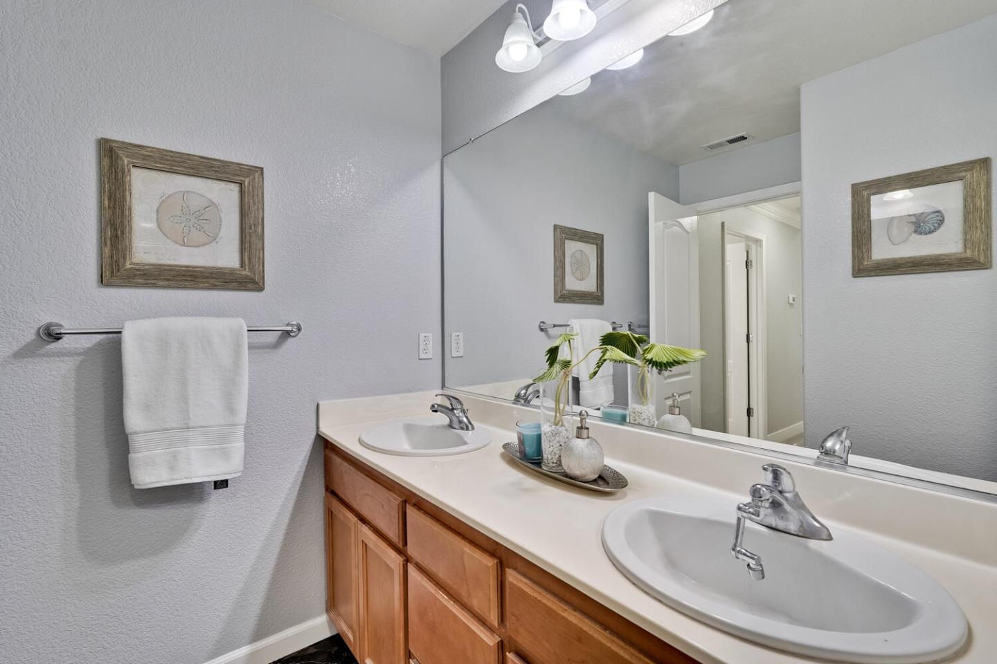 Detail Gallery Image 65 of 73 For 433 Umbarger Rd, San Jose,  CA 95111 - 4 Beds | 2/1 Baths