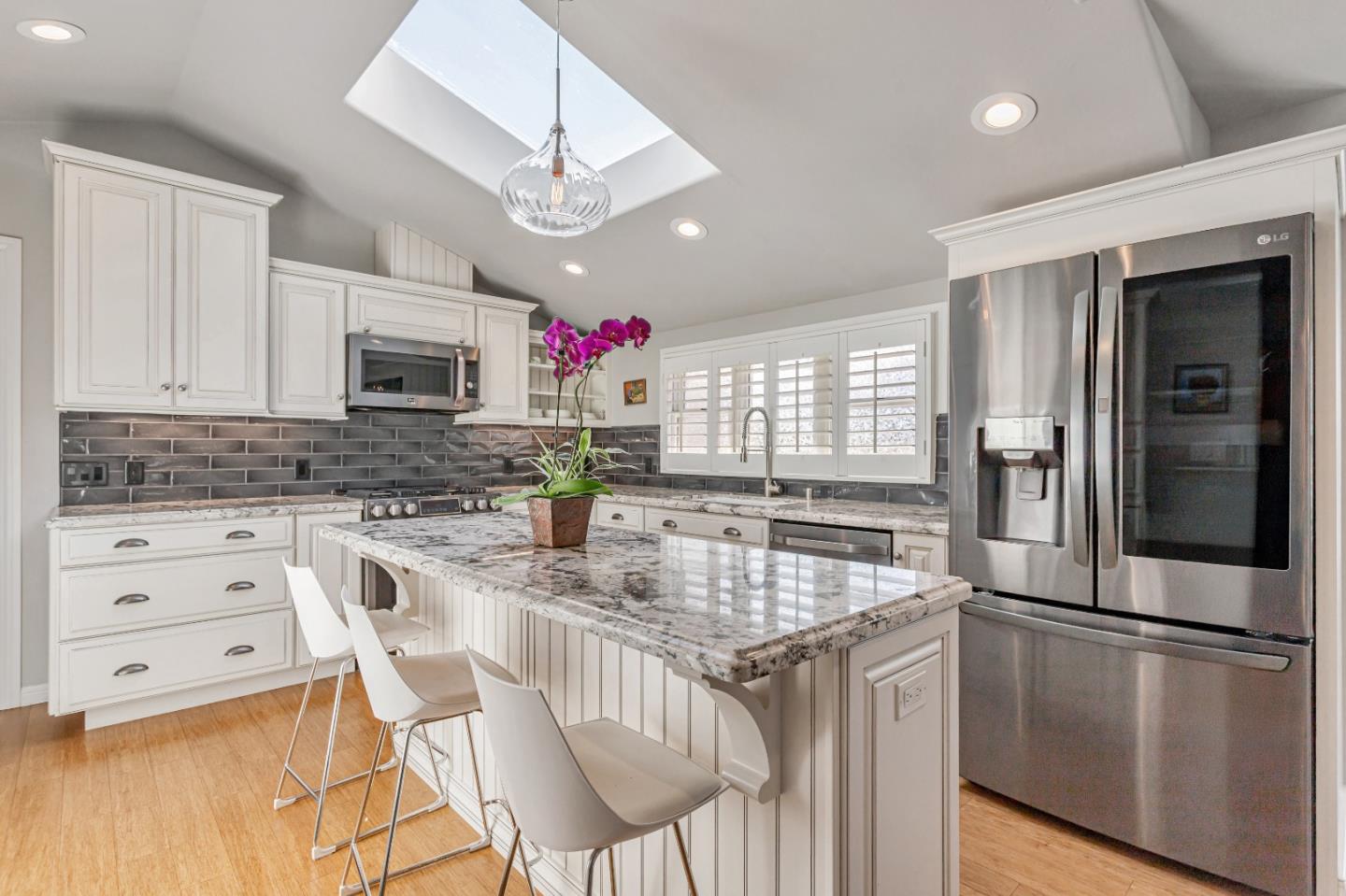 Detail Gallery Image 15 of 32 For 512 2nd St, Santa Cruz,  CA 95060 - – Beds | – Baths