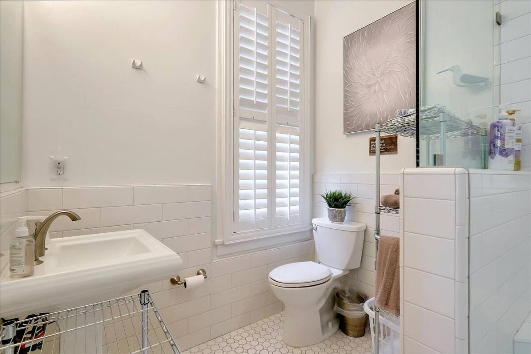 Detail Gallery Image 27 of 32 For 512 2nd St, Santa Cruz,  CA 95060 - – Beds | – Baths