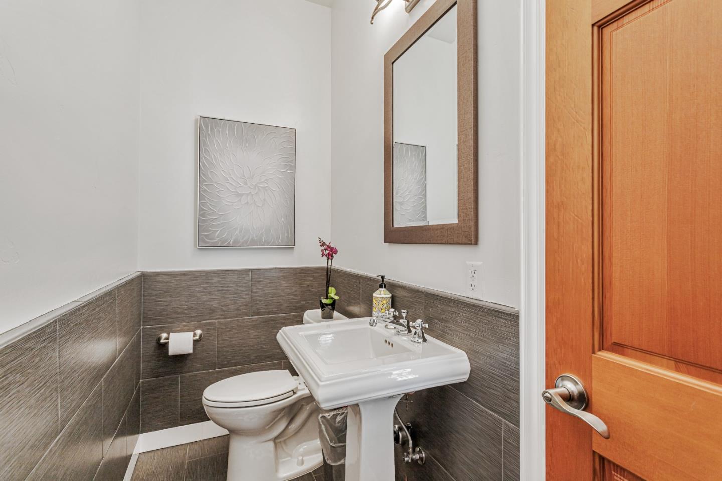 Detail Gallery Image 30 of 32 For 512 2nd St, Santa Cruz,  CA 95060 - – Beds | – Baths