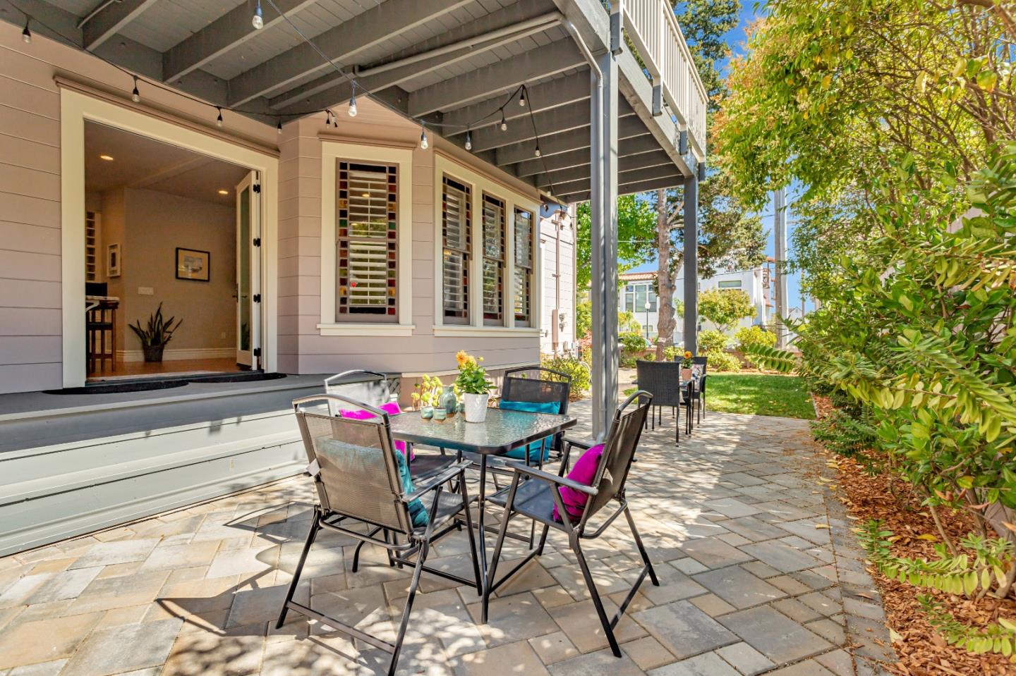 Detail Gallery Image 4 of 32 For 512 2nd St, Santa Cruz,  CA 95060 - – Beds | – Baths