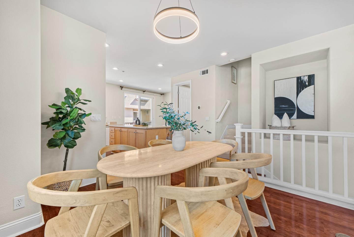 Detail Gallery Image 11 of 45 For 5142 Le Miccine Ter, San Jose,  CA 95129 - 2 Beds | 2 Baths