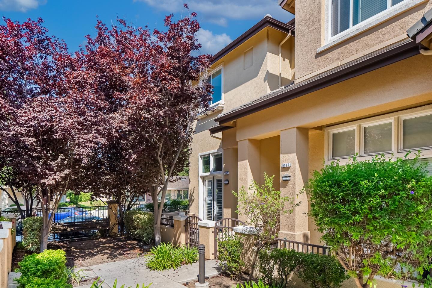 Detail Gallery Image 2 of 45 For 5142 Le Miccine Ter, San Jose,  CA 95129 - 2 Beds | 2 Baths