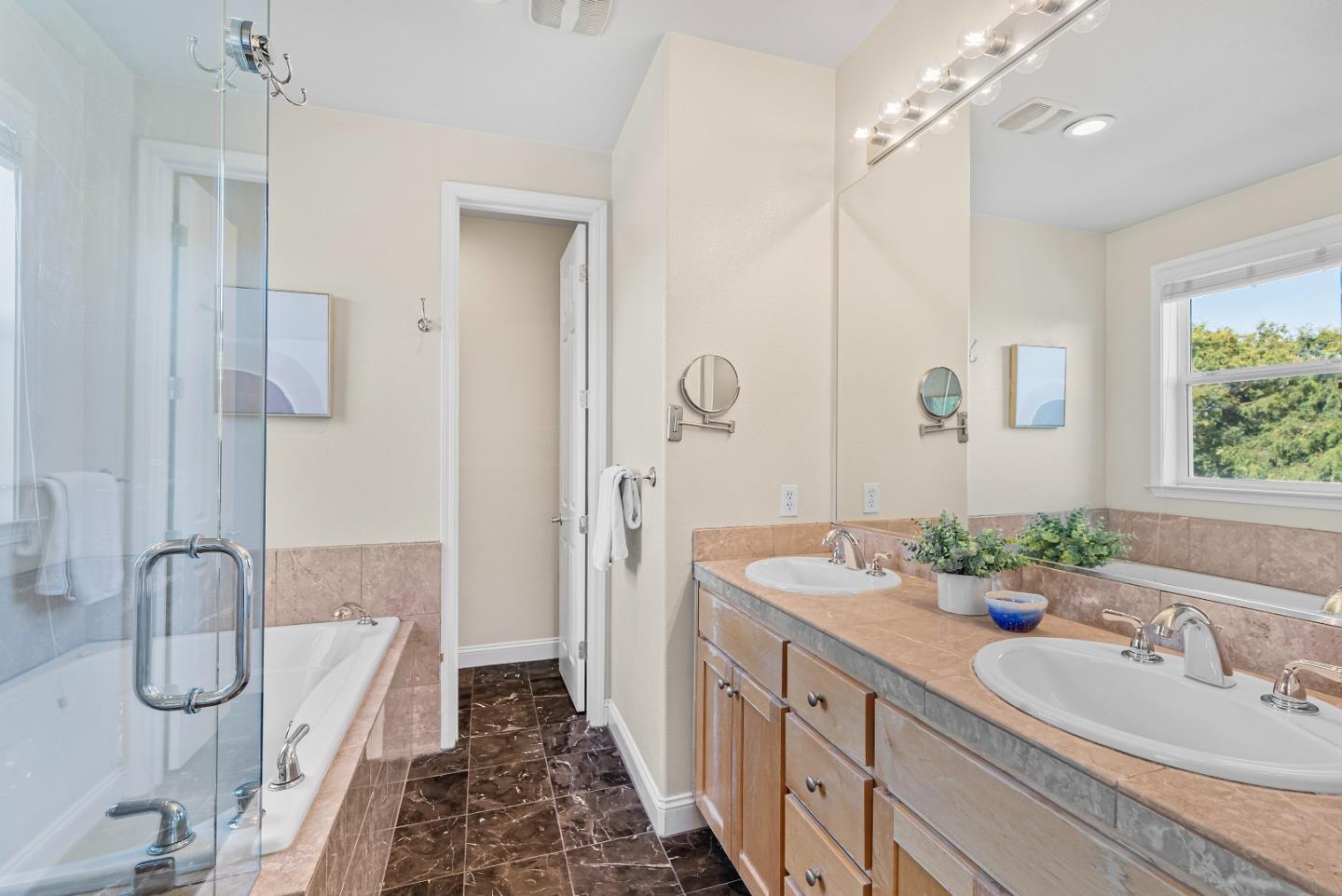 Detail Gallery Image 23 of 45 For 5142 Le Miccine Ter, San Jose,  CA 95129 - 2 Beds | 2 Baths