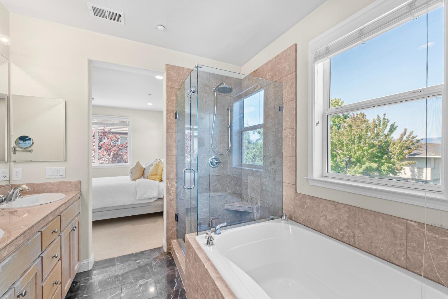 Detail Gallery Image 24 of 45 For 5142 Le Miccine Ter, San Jose,  CA 95129 - 2 Beds | 2 Baths