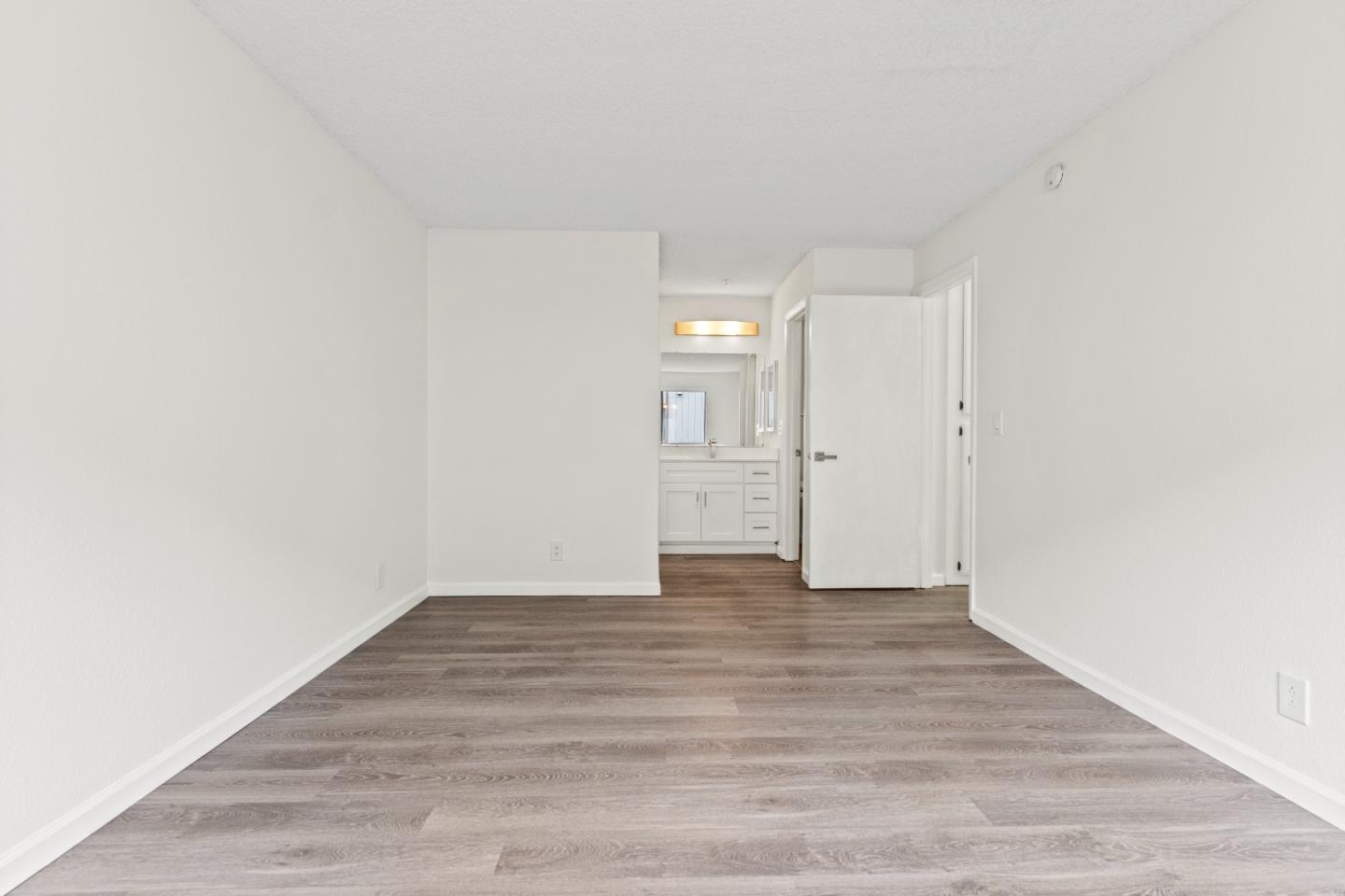 Detail Gallery Image 18 of 27 For 25192 Copa Del Oro Dr #104,  Hayward,  CA 94545 - 2 Beds | 2 Baths