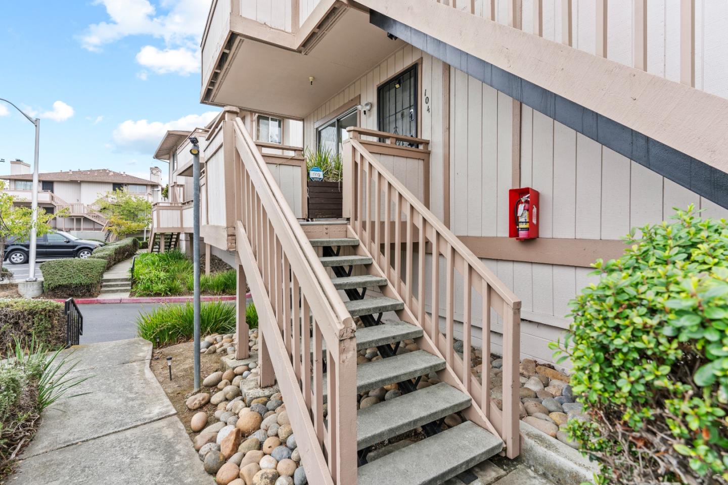 Detail Gallery Image 26 of 27 For 25192 Copa Del Oro Dr #104,  Hayward,  CA 94545 - 2 Beds | 2 Baths