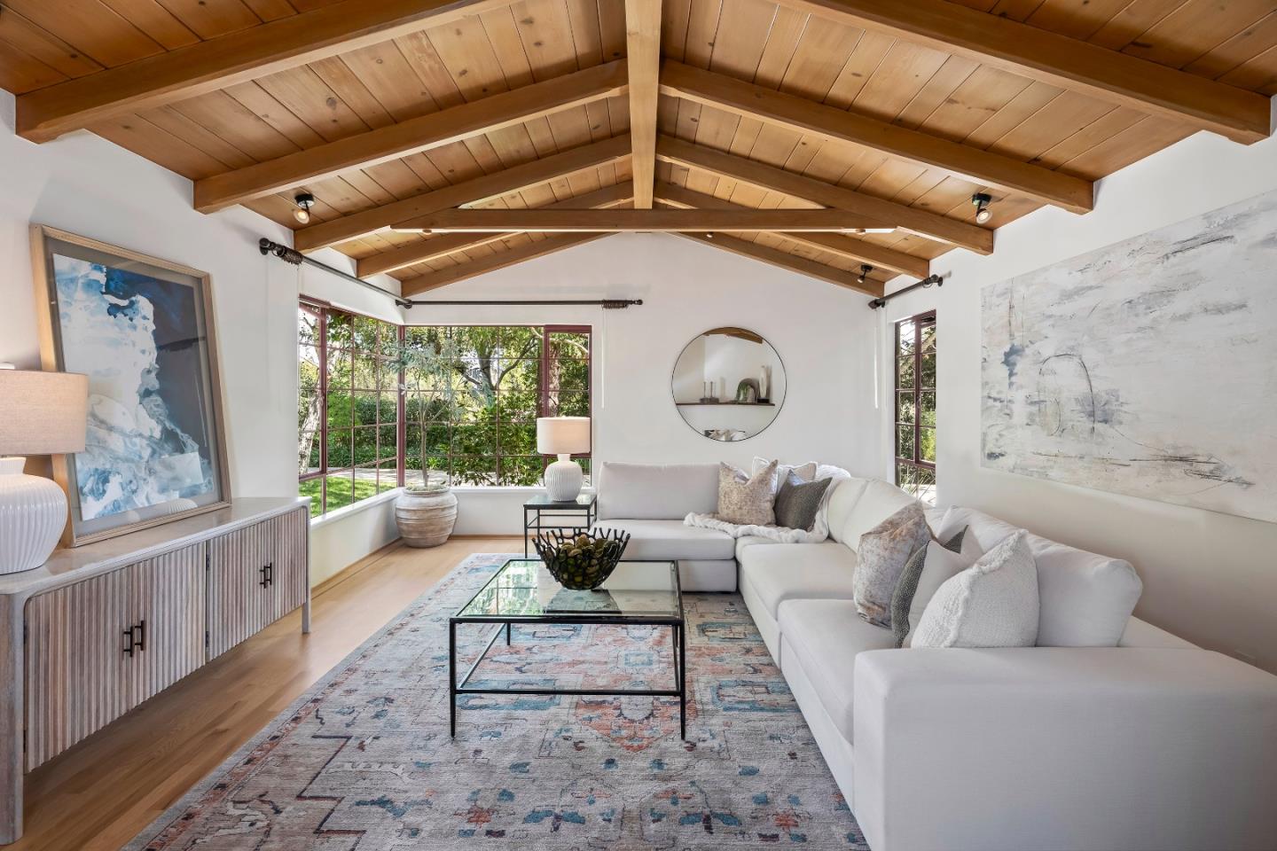 Detail Gallery Image 3 of 37 For 25620 Deerfield Dr, Los Altos Hills,  CA 94022 - 4 Beds | 3 Baths