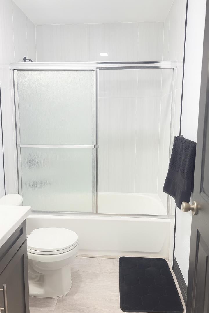 Detail Gallery Image 3 of 9 For 407 Aires Ln, San Jose,  CA 95111 - 2 Beds | 1 Baths